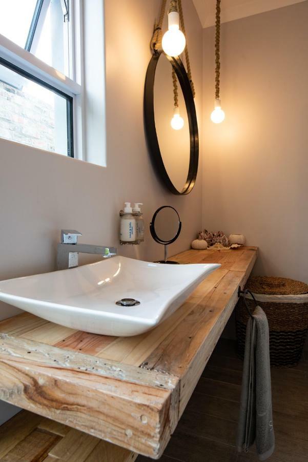 Salt Boutique Guesthouse By Curiocity (Adults Only) Bloubergstrand Eksteriør bilde
